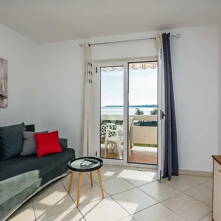 דירה By The Sea - 18554 *